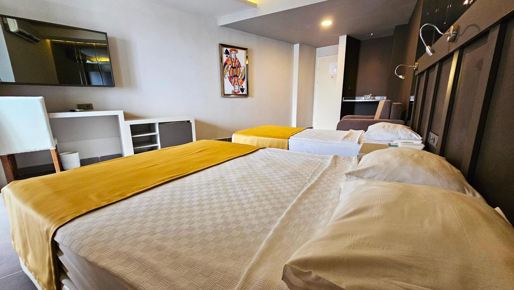 Blue Star Hotel 4*