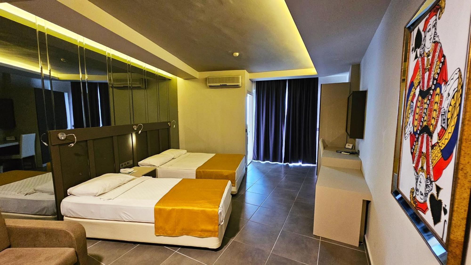 Blue Star Hotel 4*
