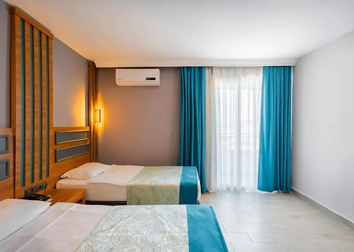 Blue Star Hotel