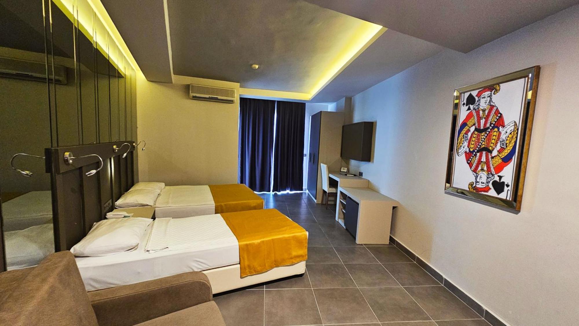 Blue Star Hotel 4*