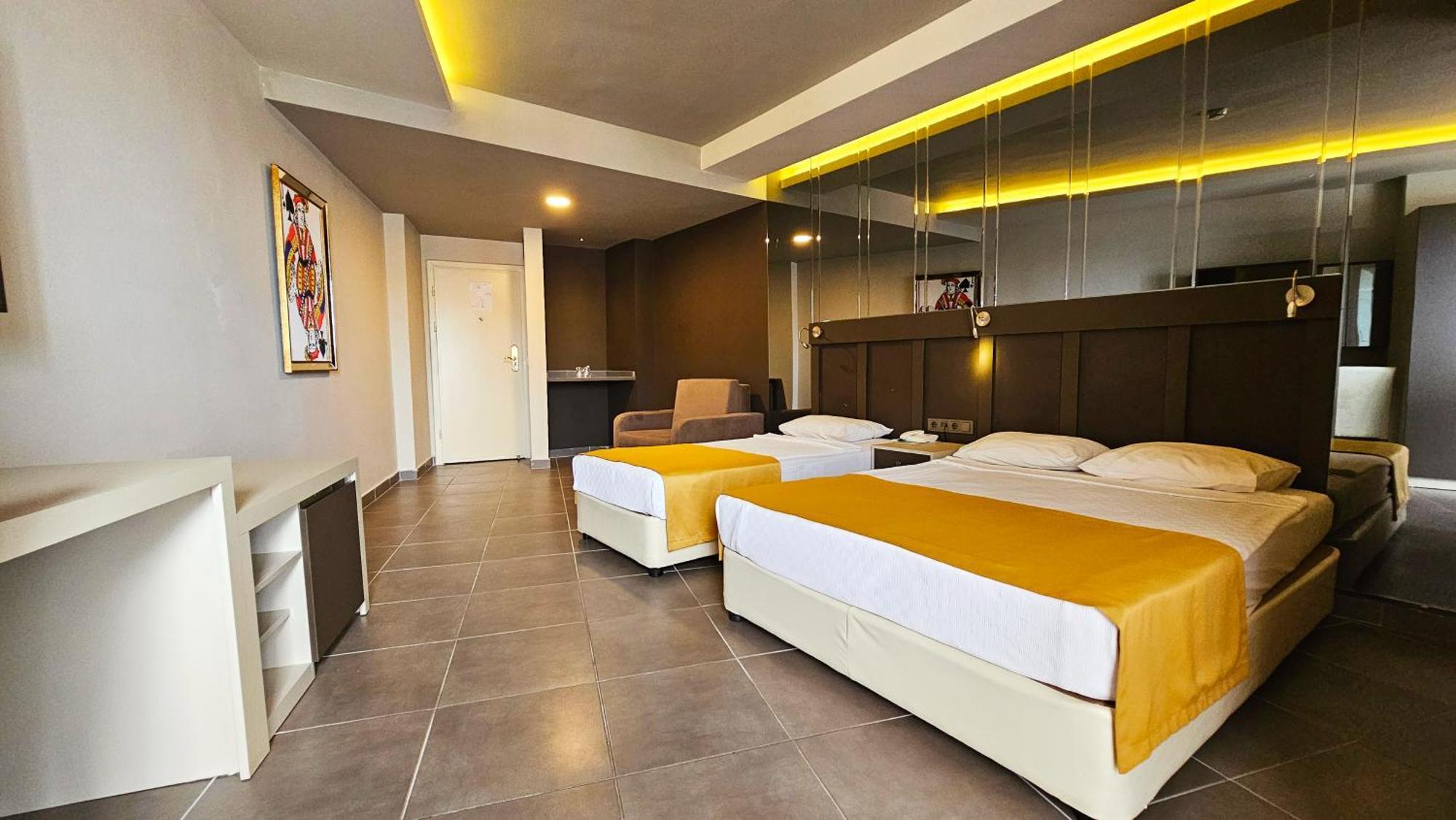 Blue Star 4*